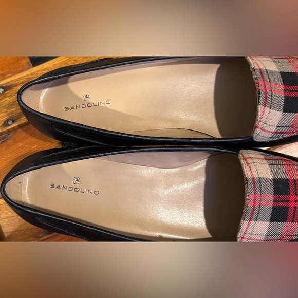 Bandolino Liberty Plaid Loafers in Black,Tan and Red - Picture 8 of 9